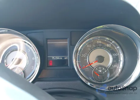 2013 Chrysler Town & Country Touring-L z USA, uszkodzony, nr VIN 2C4RC1CG7DR793807